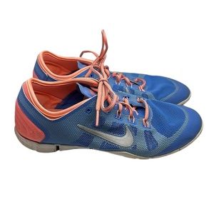 Nike training sneakers blue coral size 9